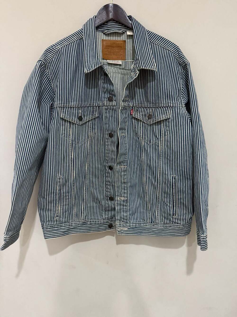 Levi’s Premium Trucker Jacket Men’s Large Hickory Stripe Denim Relaxed Fit